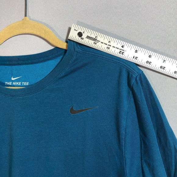 Nike Shirt Men's Size Large Tee Dri Fit Swoosh Blue Casual Sports Summer - Picture 4 of 8
